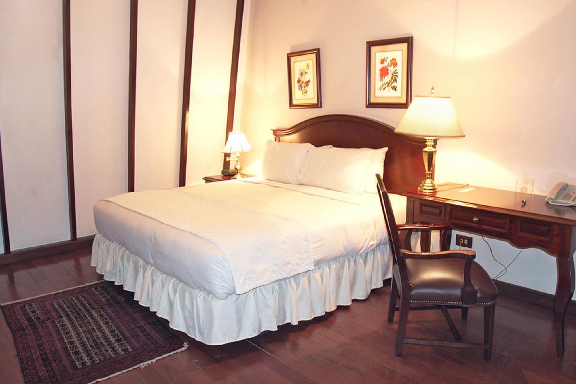 Deville Hotel Panamaváros Kültér fotó