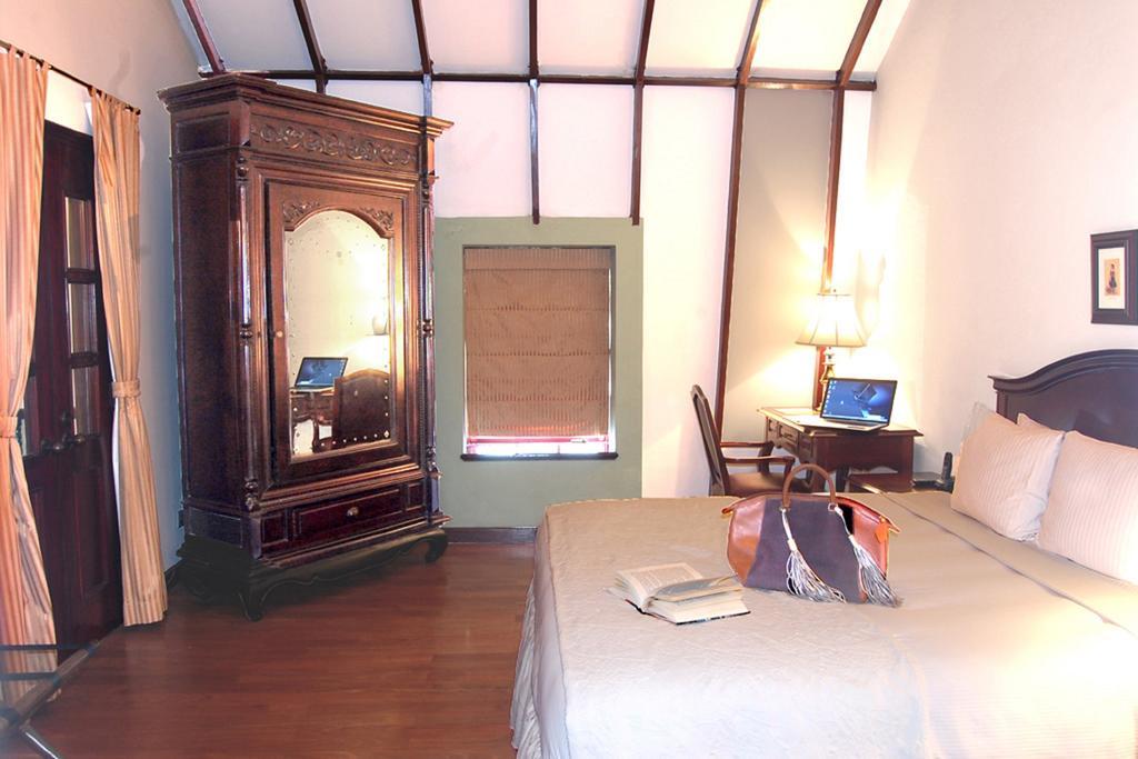 Deville Hotel Panamaváros Kültér fotó